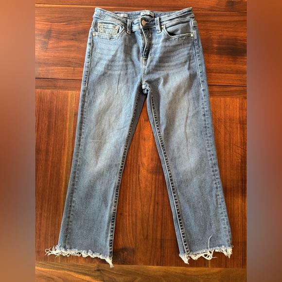 Vigoss Denim - Vigoss Crop Straight raw hem blue denim jeans size 10 Euc